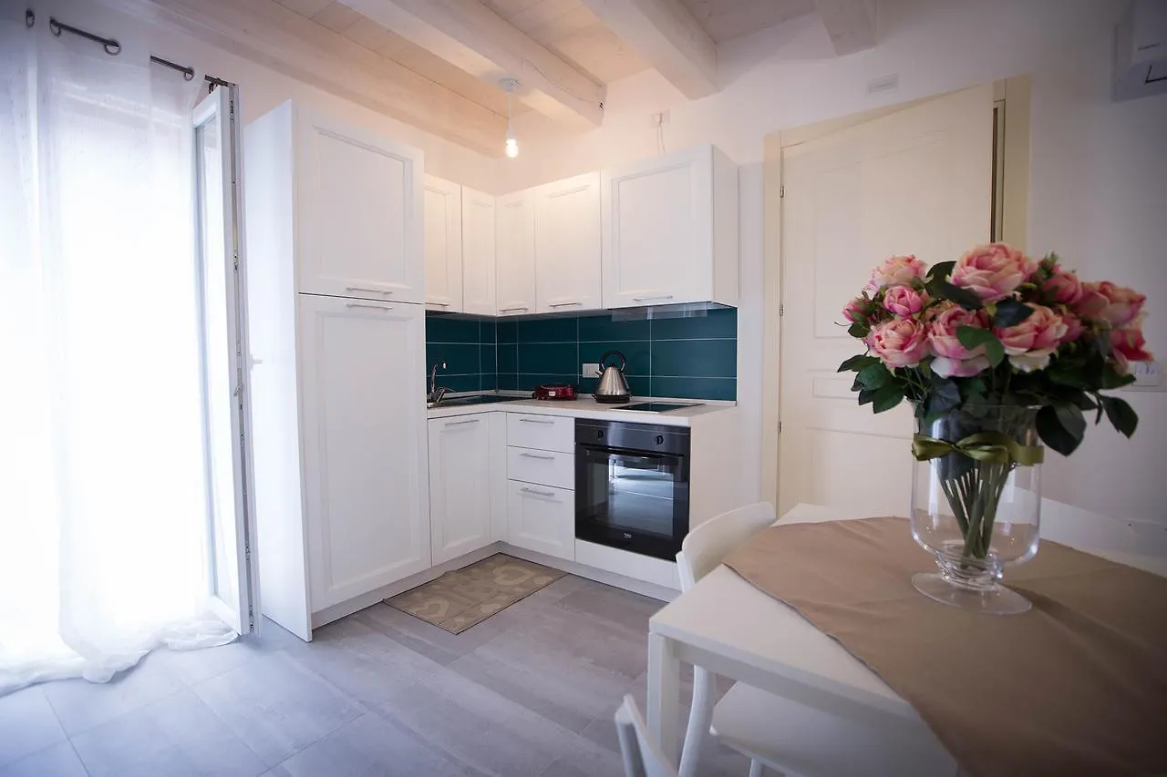 Sciabika Home - Edificio Eolie Castellammare del Golfo 0*,